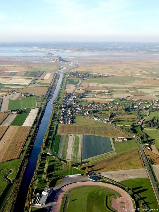 Le Petit Gite Du Mont Beauvoir  Zewnętrze zdjęcie